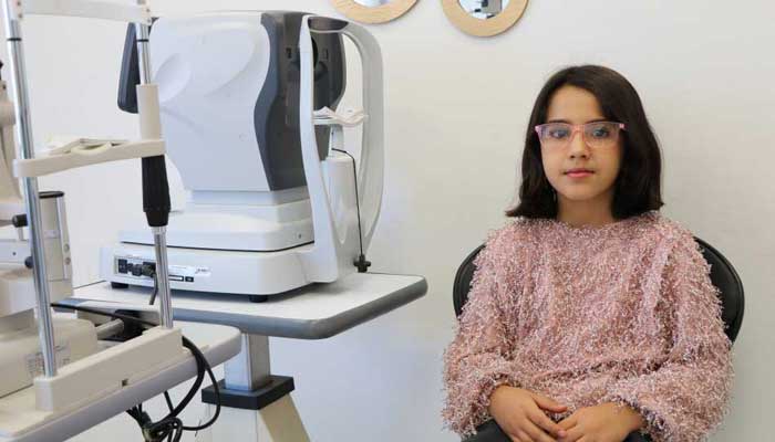 علائم تشخیص نیاز کودک به عینک طبی