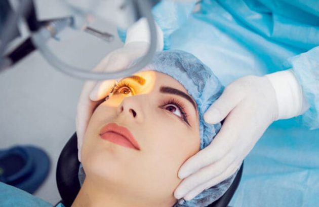 مشاوره عمل های جراحی عیوب انکساری (روش های حذف عینک) در کرمانشاه