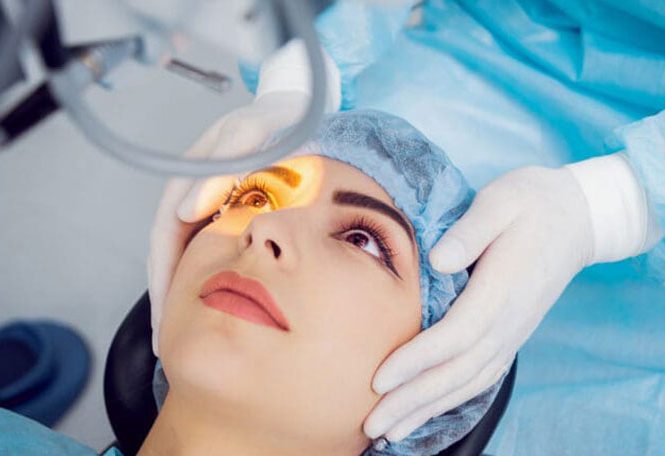 مشاوره عمل های جراحی عیوب انکساری (روش های حذف عینک) در کرمانشاه