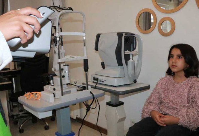 معاینه تخصصی چشم نوزاد و کودک در کرمانشاه